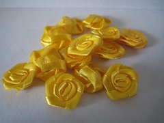 14 Bloemetjes  13 mm